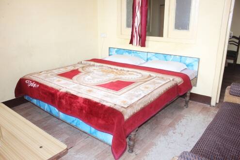 Hotel Green View, Mussoorie 3